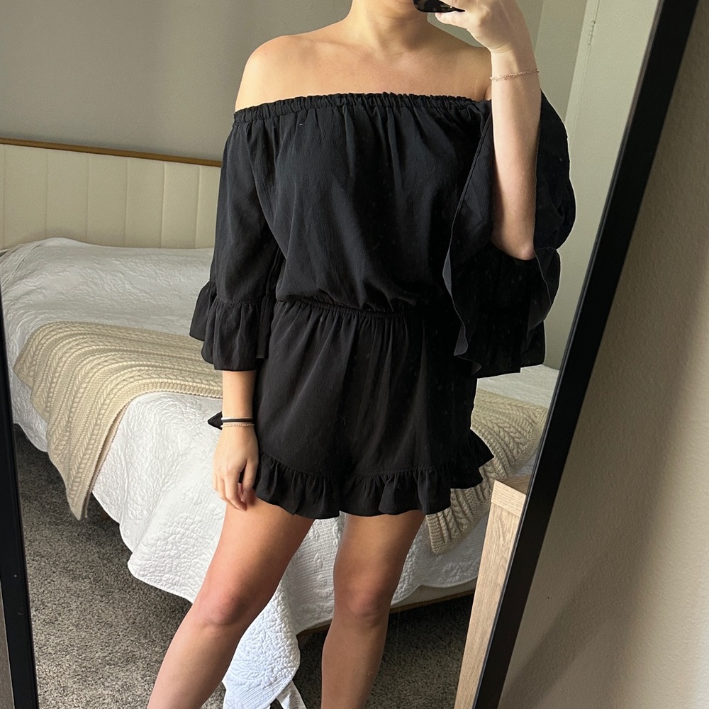 Eesome Black Off-Shoulder Romper